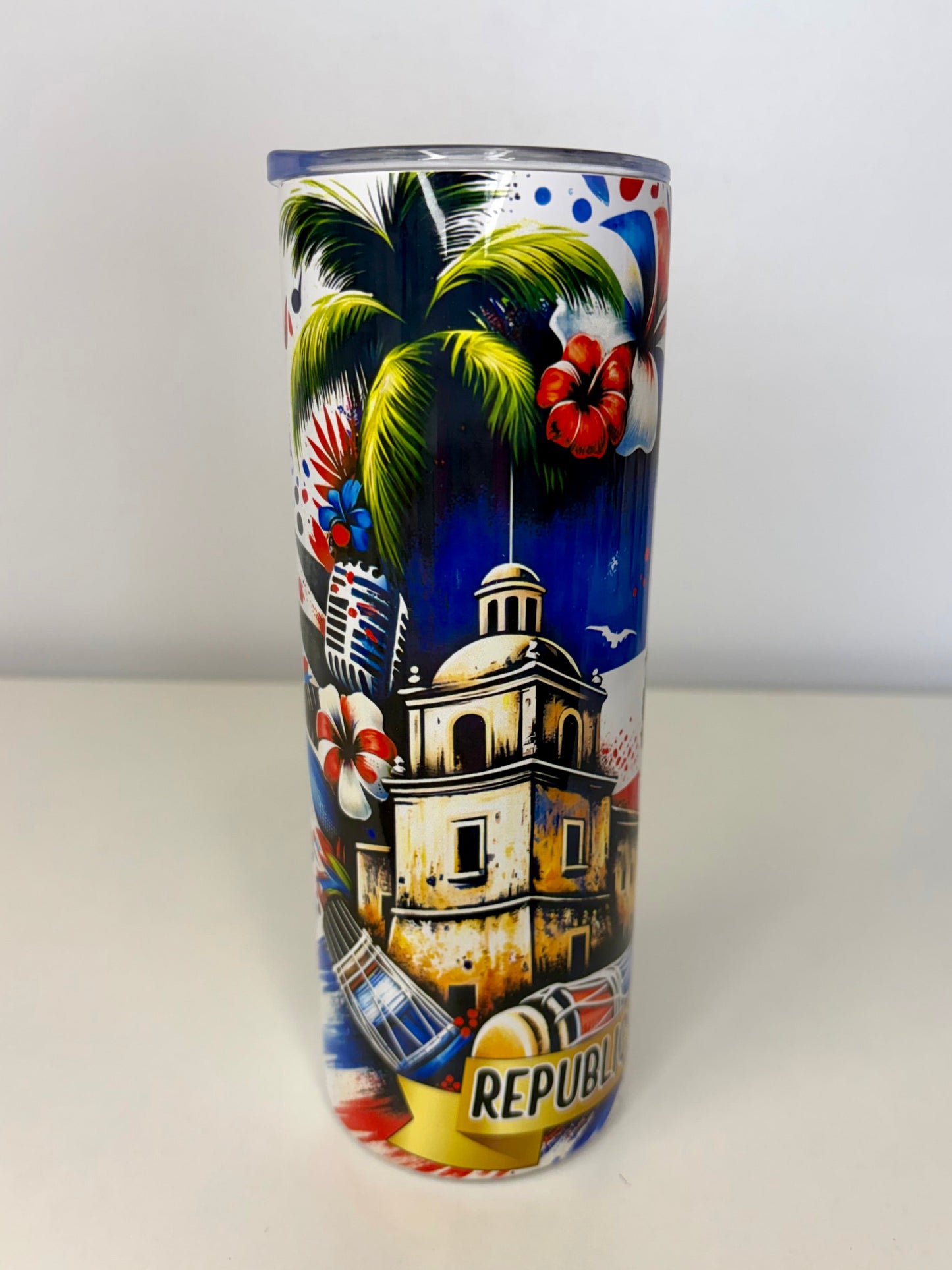 Republica Dominicana 20oz Stainless Steel Tumbler – Tropical Flag Design, Plastic Lid, Straw & Rubber Bottom